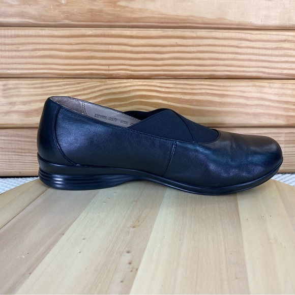 Dansko Women's 41 EU Black Leather Closed Toe Slip On Loafer Casual Comfort Shoe - Picture 9 of 13